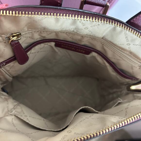 °｡⋆♡ Michael Kors Burgundy Backpack & Card Holder Wallet  2PC Set (HB-22) - Picture 9 of 12